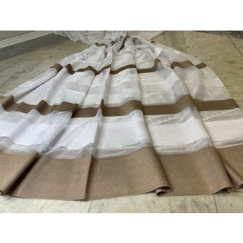 Kész függöny fehér alapon barna csíkos 300x160cm