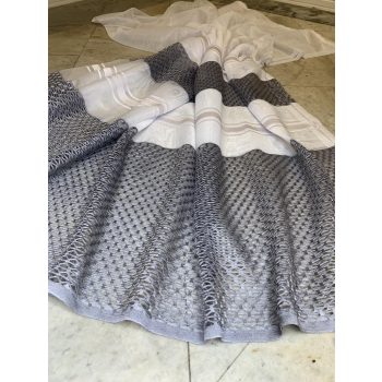   Kész függöny fehér alapon szürke csíkos lyukacsos 300x160cm